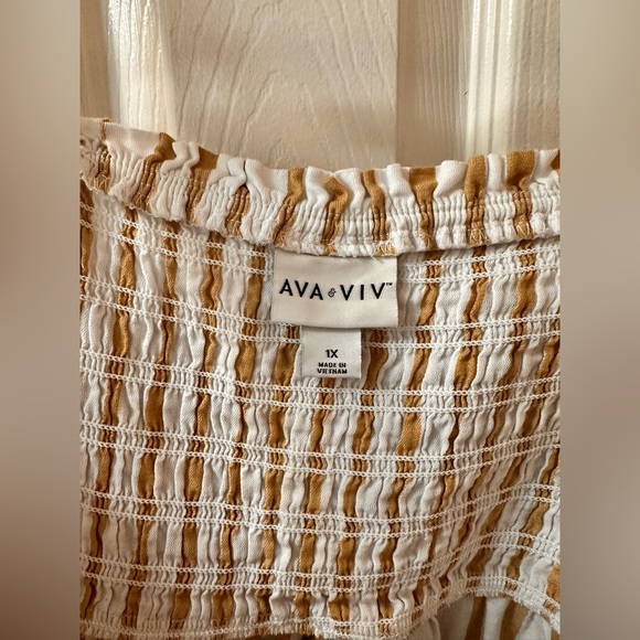 Ava & Viv Striped Dressy Tank Top - Picture 2 of 2